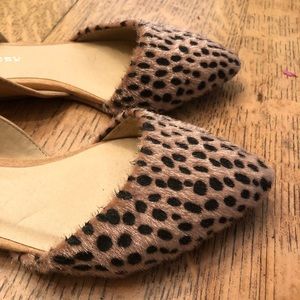 Chinese Laundry Leopard flats